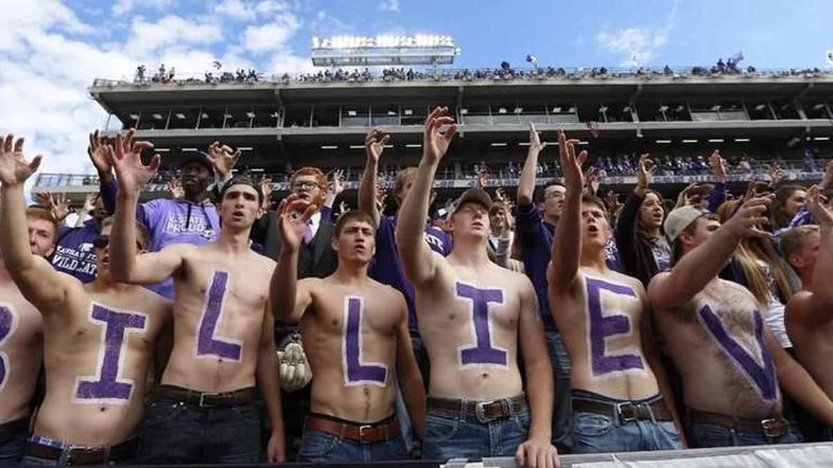 Kansas State students cheer on Bill Snyder before the Wildcats take on Oklahoma.