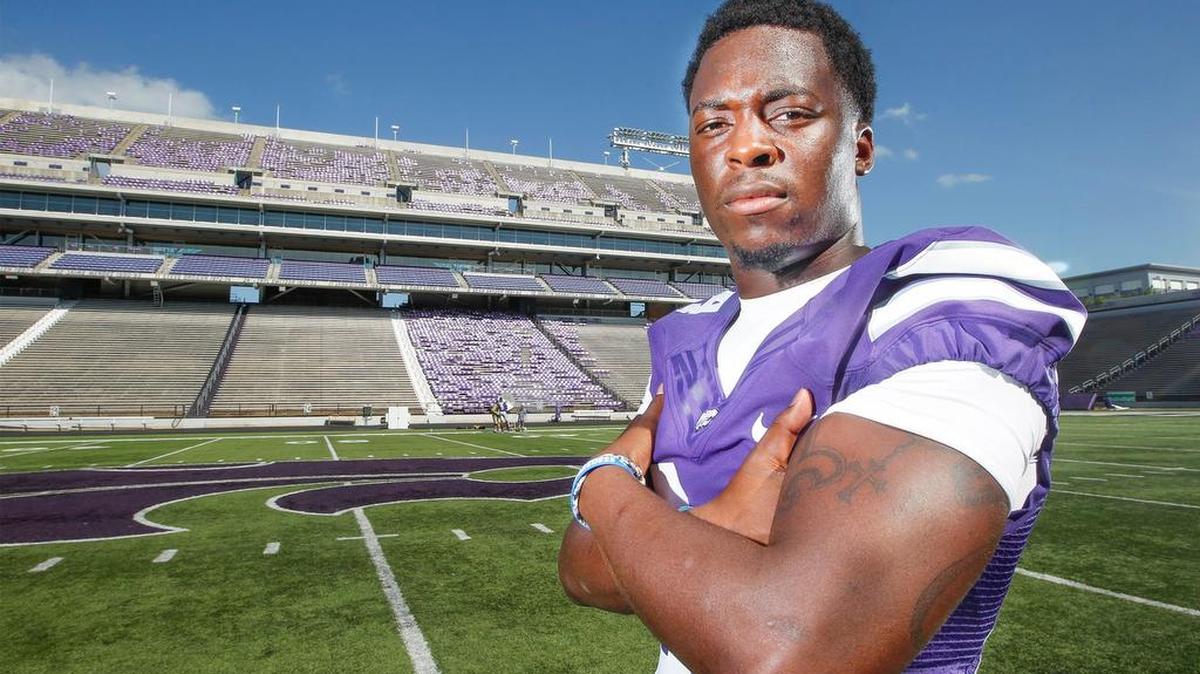 
Running back Charles Jones figures to help balance a K-State offense that relied heavily on passing last season.
