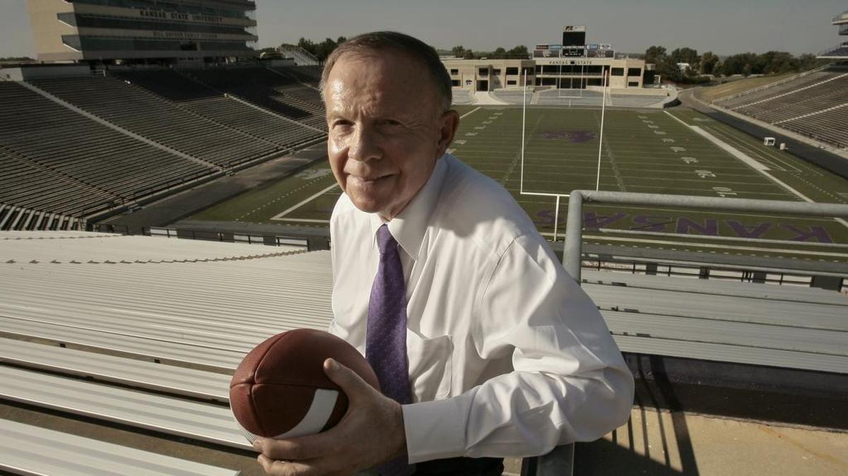 Former Kansas State president Jon Wefald in 2007.