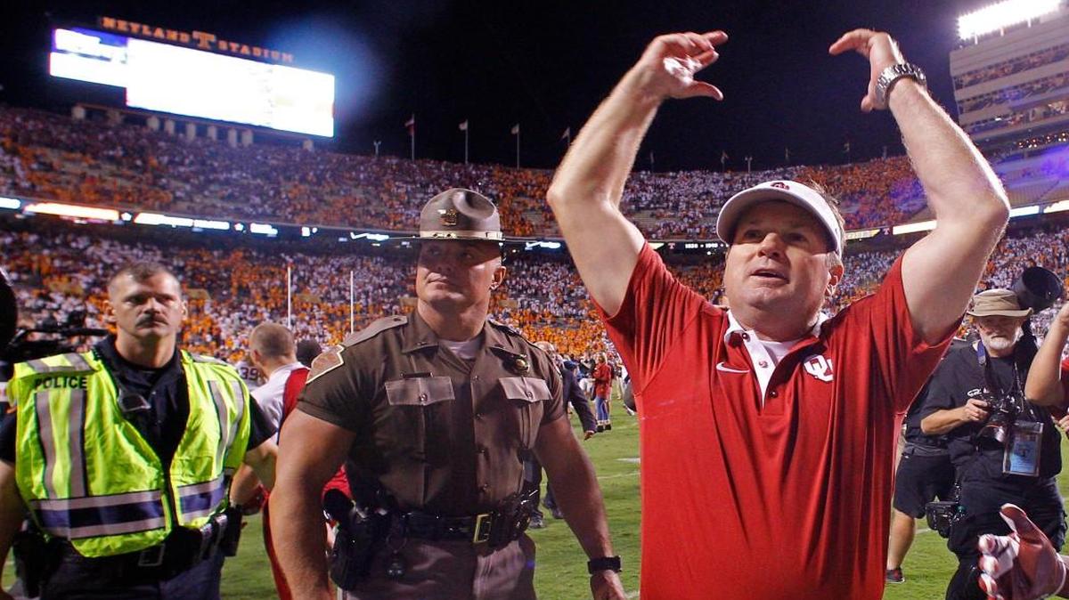
Oklahoma coach Bob Stoops celebrates after defeating Tennessee 31-24 in double overtime on Saturday night in Knoxville, Tenn.

