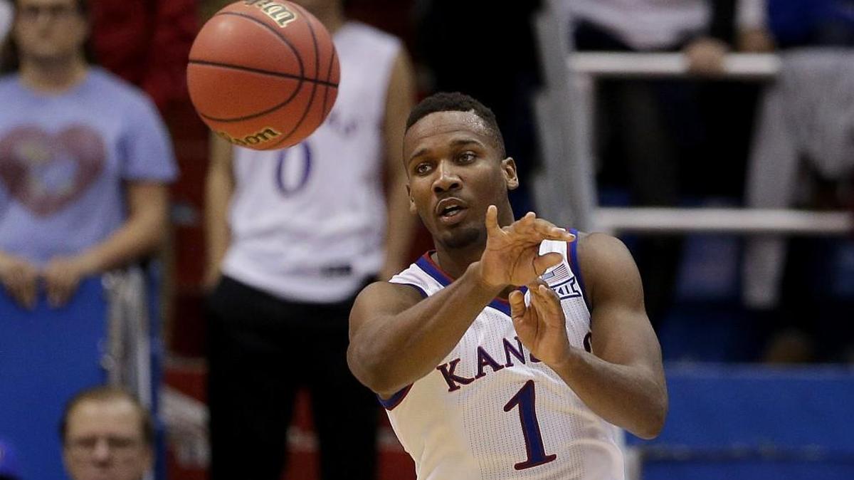 Kansas’ Wayne Selden has had a hot hand from three-point range this season.