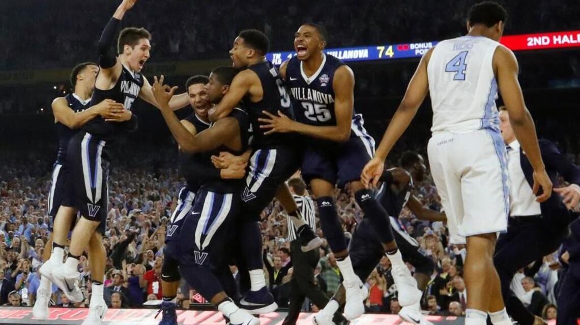 Villanova tops Carolina 77-74 on Jenkins’ buzzer-beater