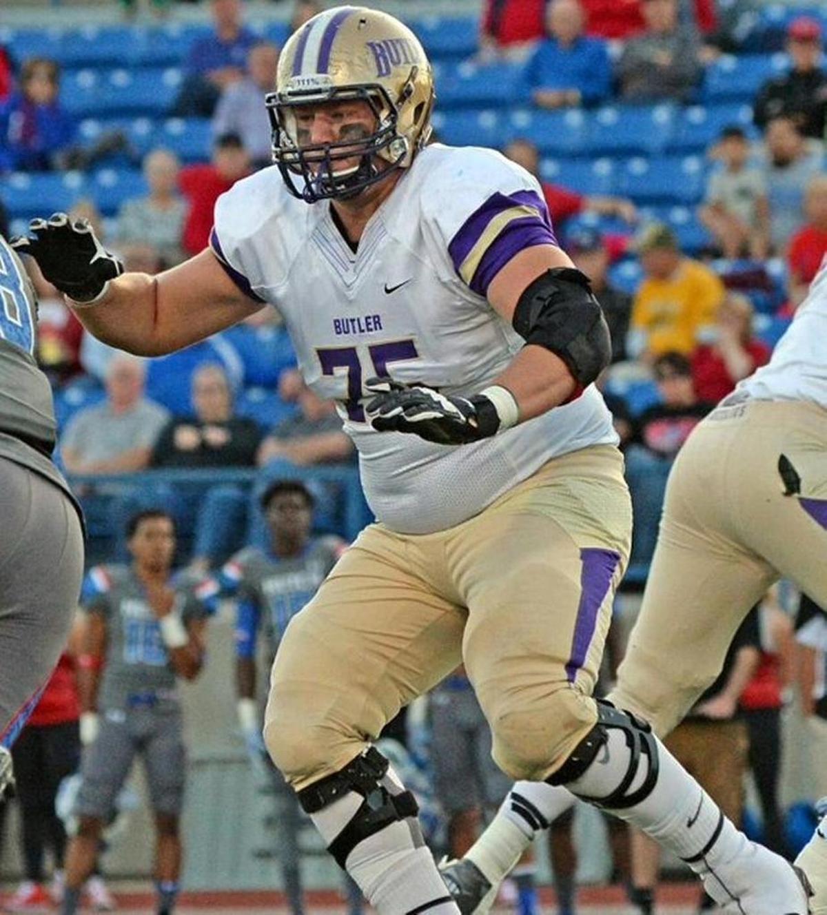 Butler Community College offensive guard and Kapaun Mount Carmel product Ben Powers committed to Oklahoma on Monday.