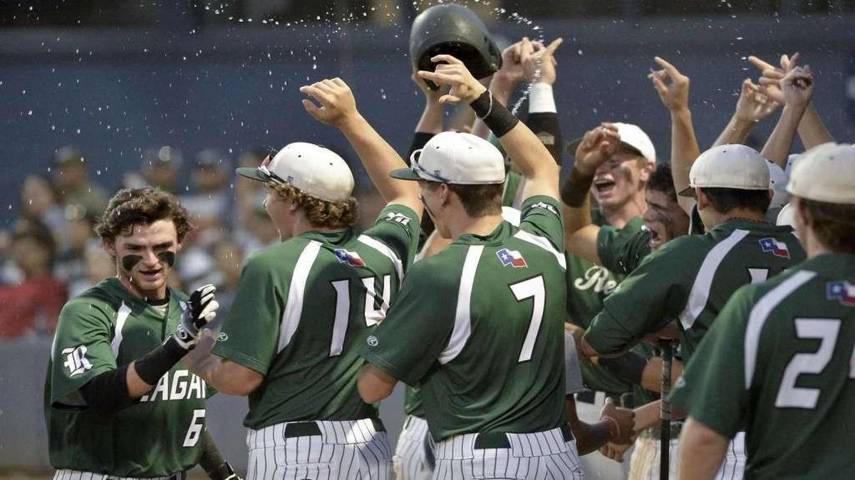 San Antonio Reagan outfielder Seth Morrow gave Wichita State a non-binding commitment this week.