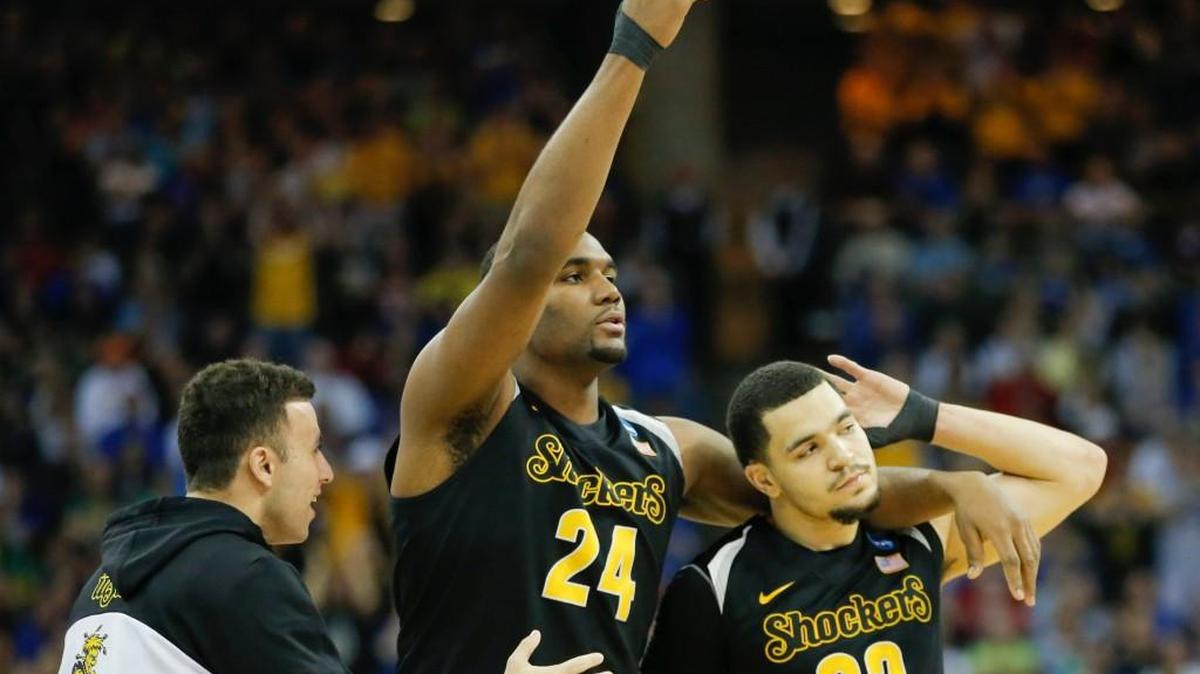 Wichita State’s Fred VanVleet and Shaq Morris acknowledge the crowd after they defeated Kansas in the NCAA Tournament last season.