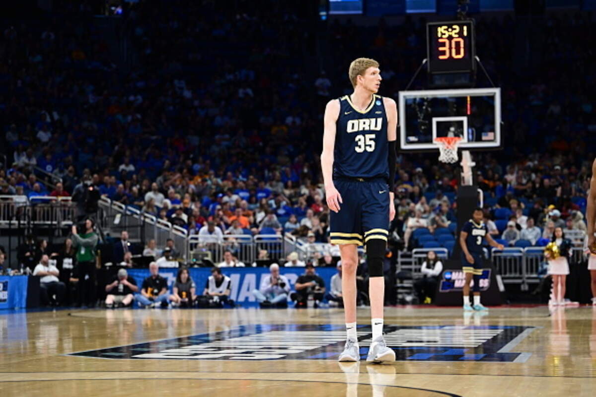 Former Oral Roberts center Connor Vanover, who played for Paul Mills during his best college season, has reunited with Mills at Wichita State as a graduate assistant for the Shockers.