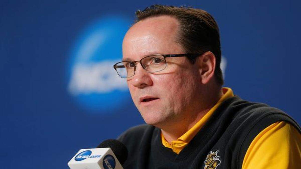 
Wichita State’s Gregg Marshall is rumored to be among the coaches Texas might pursue. Some is the WSU athletic department worry that Texas might have the combination of factors to interest Marshall.
