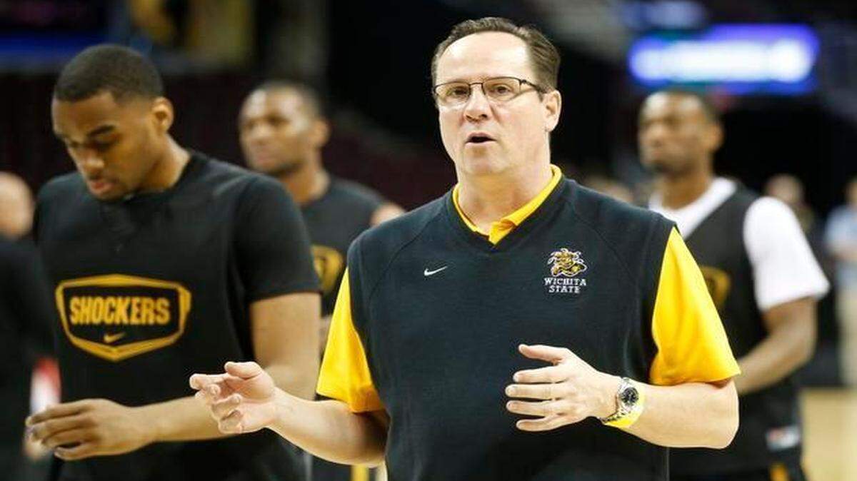 
Gregg Marshall has reached a verbal agreement to remain at Wichita State University, according to two sources with direct knowledge of the situation.
