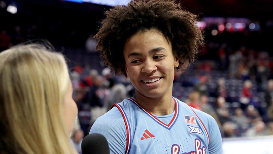 Wichita welcomes WBIT semis, KU women’s basketball with several Kansas stars