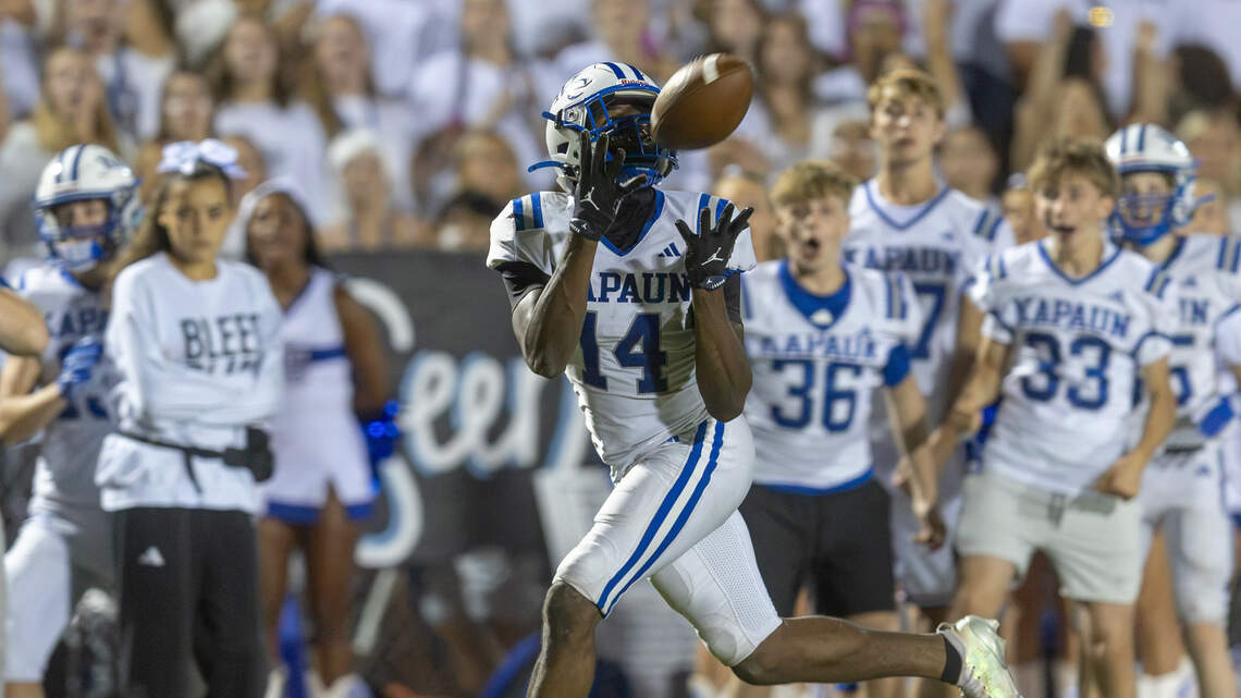 Kapaun’s coach predicted the play that won the Holy War. Here’s how he knew