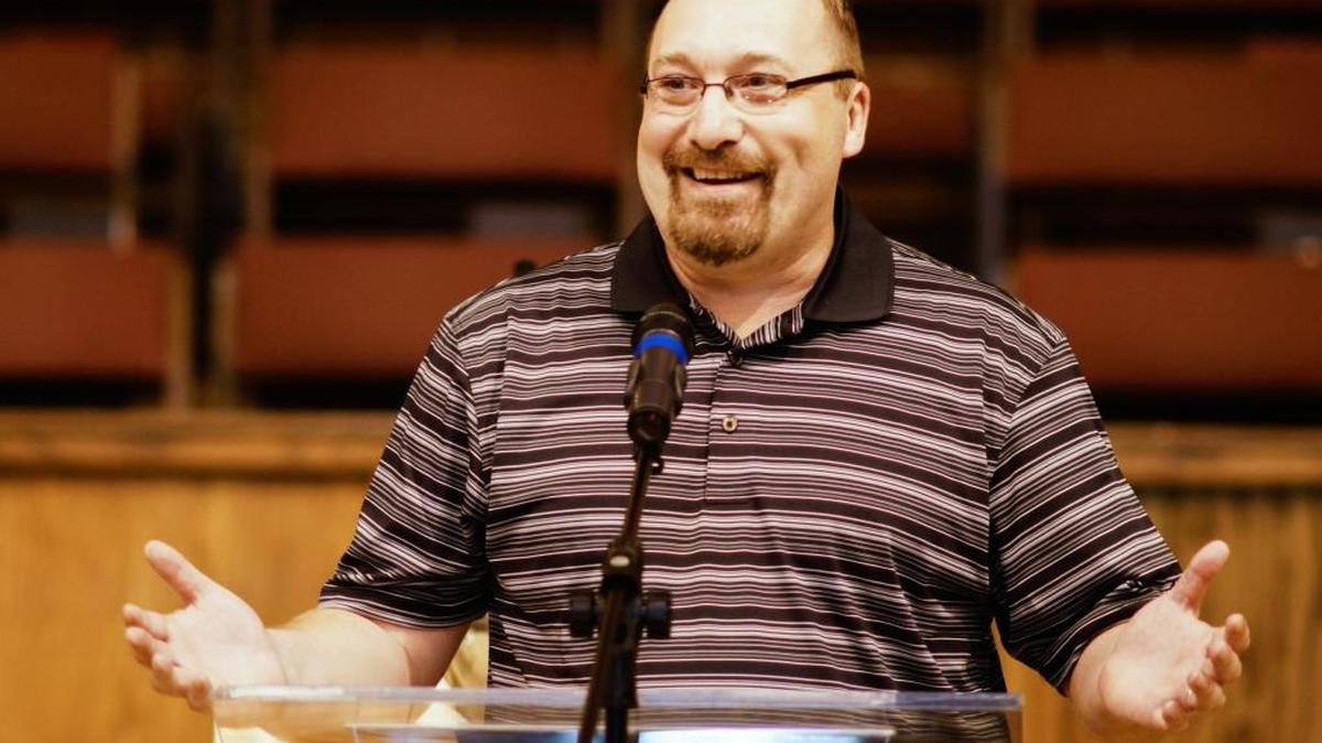 Former Wichita Thunder hockey player Jason Duda gives an acceptance speech during Wichita Sports Hall of Fame inductions Saturday at Hillside Christian Church.