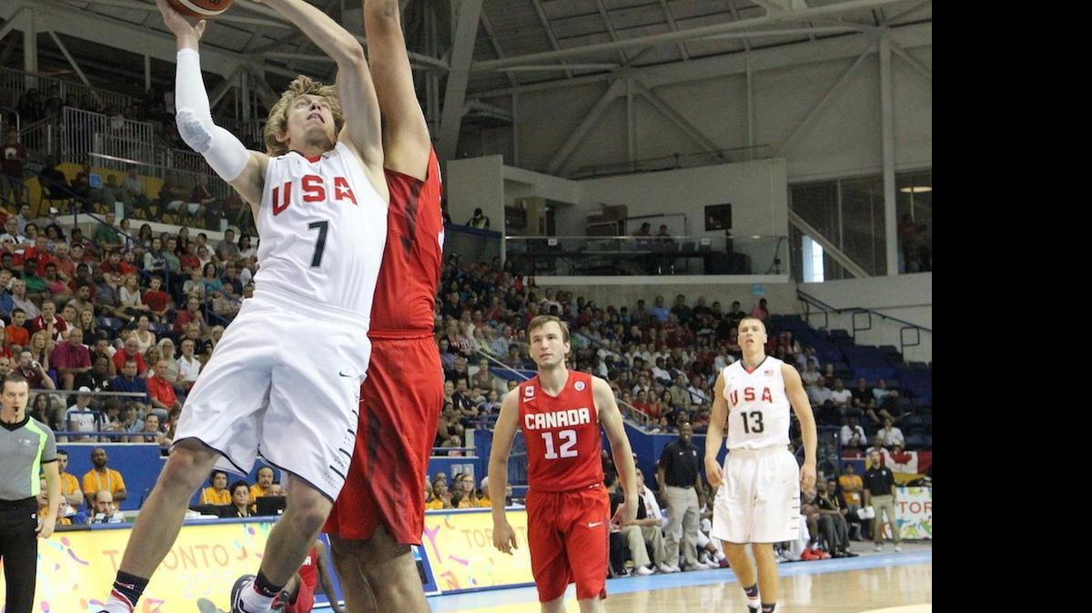 
Ron Baker, a senior at Wichita State, finished with his tournament-high 15 points, three steals and two assists.

