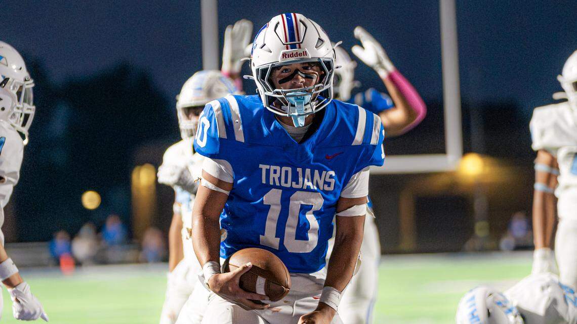 Once 0-2, now unstoppable: Andover football’s rise to a Class 5A powerhouse