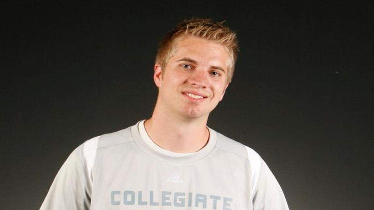 Donnie Wallace was the Eagle’s All-Metro volleyball coach in 2009.