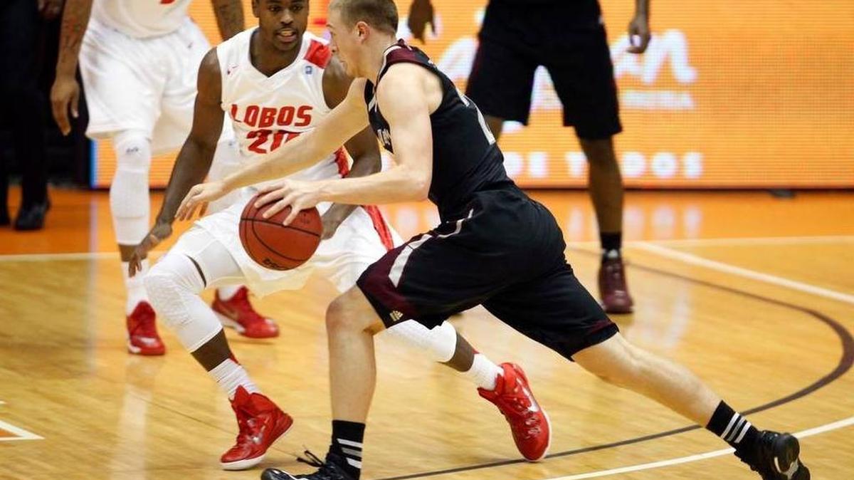 
Former Texas A&M guard Peyton Allen, dribbling, will have three seasons of eligibility at Wichita State beginning in 2016-17.
