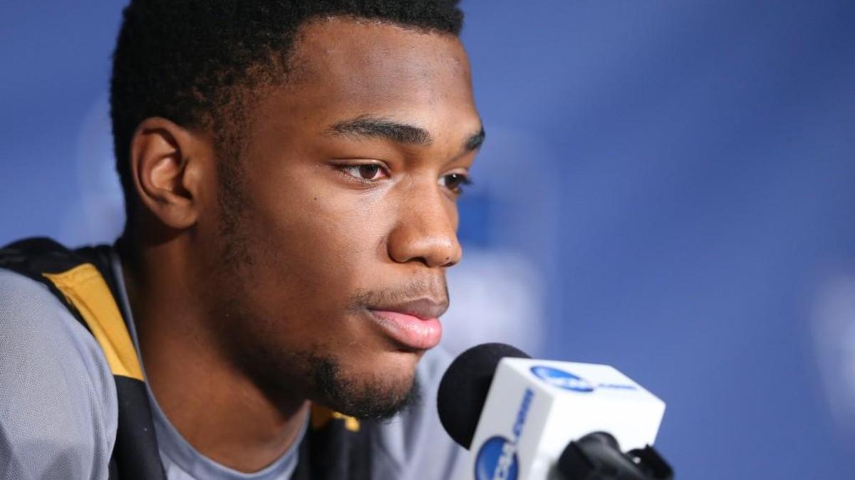 Markis McDuffie is expected to be available to practice again in mid-October after knee surgery on Friday.