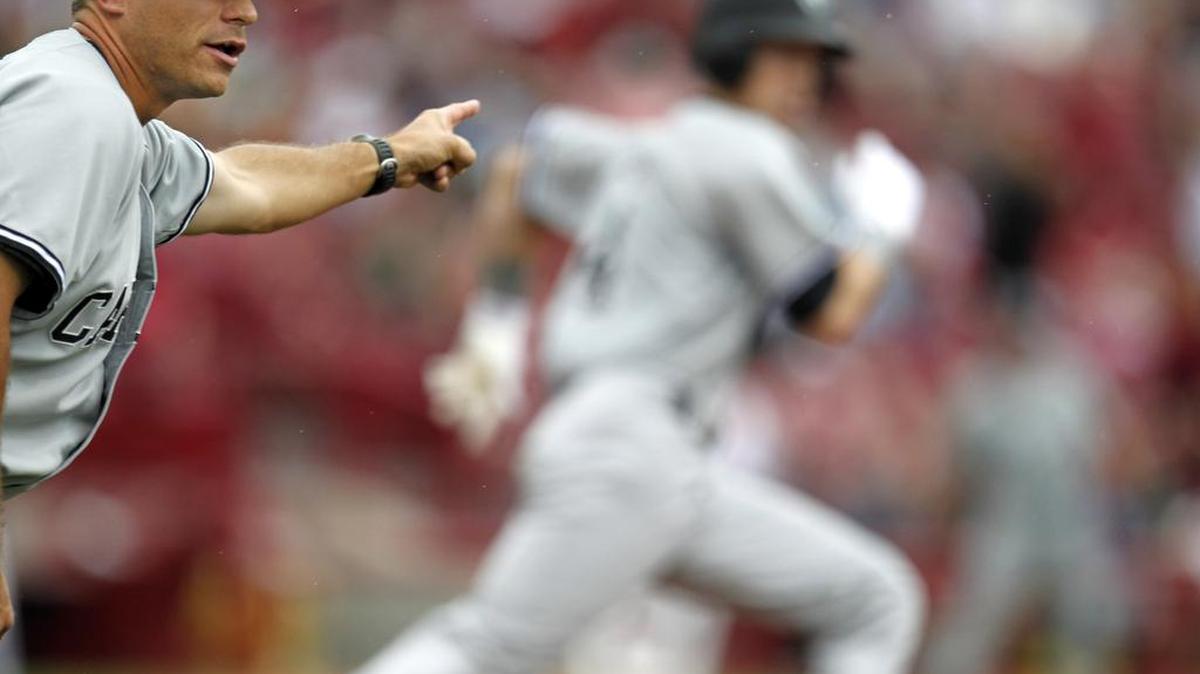 Sammy Esposito worked as an assistant coach at South Carolina from 2012-17. He was a volunteer assistant in 2010 and 2011 when the Gamecocks won the College World Series.