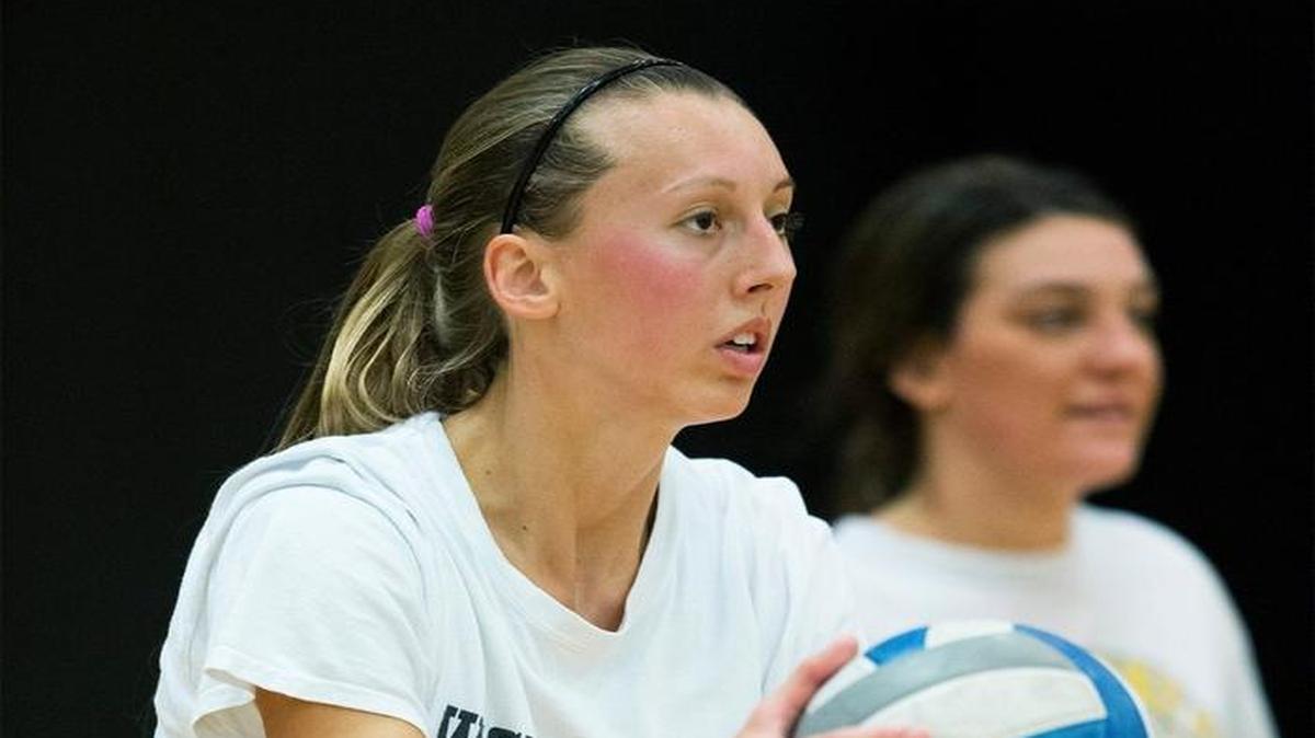 Abbie Lehman and her WSU teammates are spend part of their offseason conditioning in the sand.