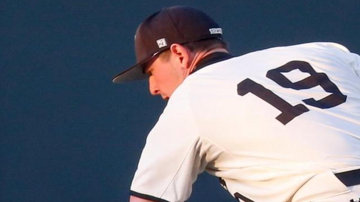 Wichita State second baseman Luke Ritter backhands a ground ball for an out against Oklahoma State in Tuesday’s fourth inning.