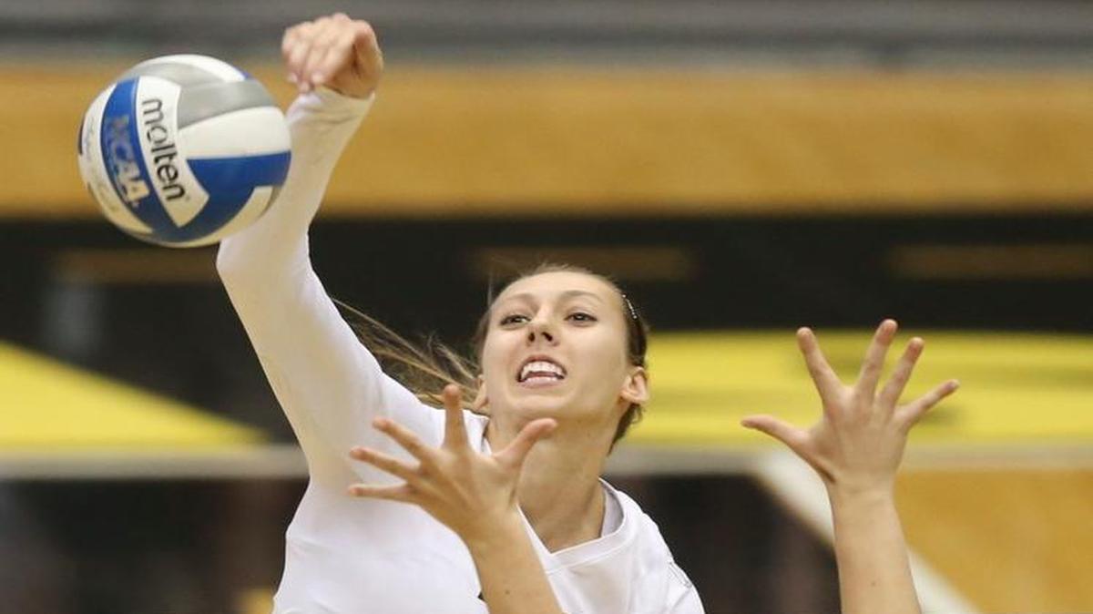 Wichita State's Abbie Lehman goes for a kill shot against Indiana State's Cassandra Willis earlier this season.