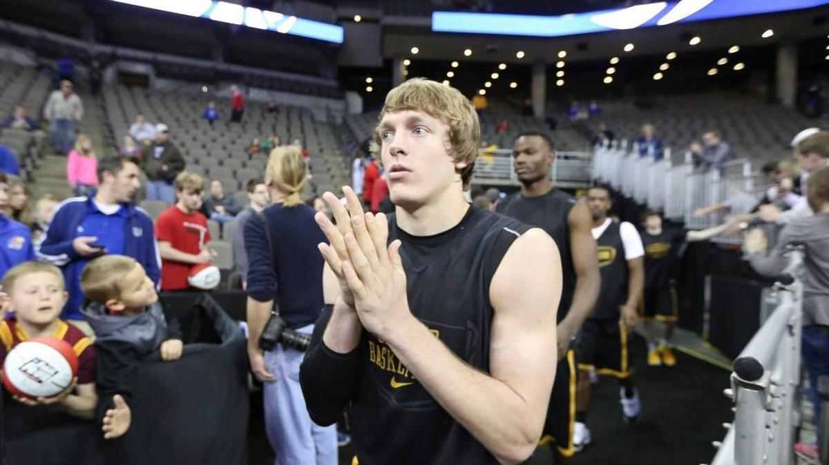Ron Baker and Wichita State open the season at No. 10 in the Associated Press poll.