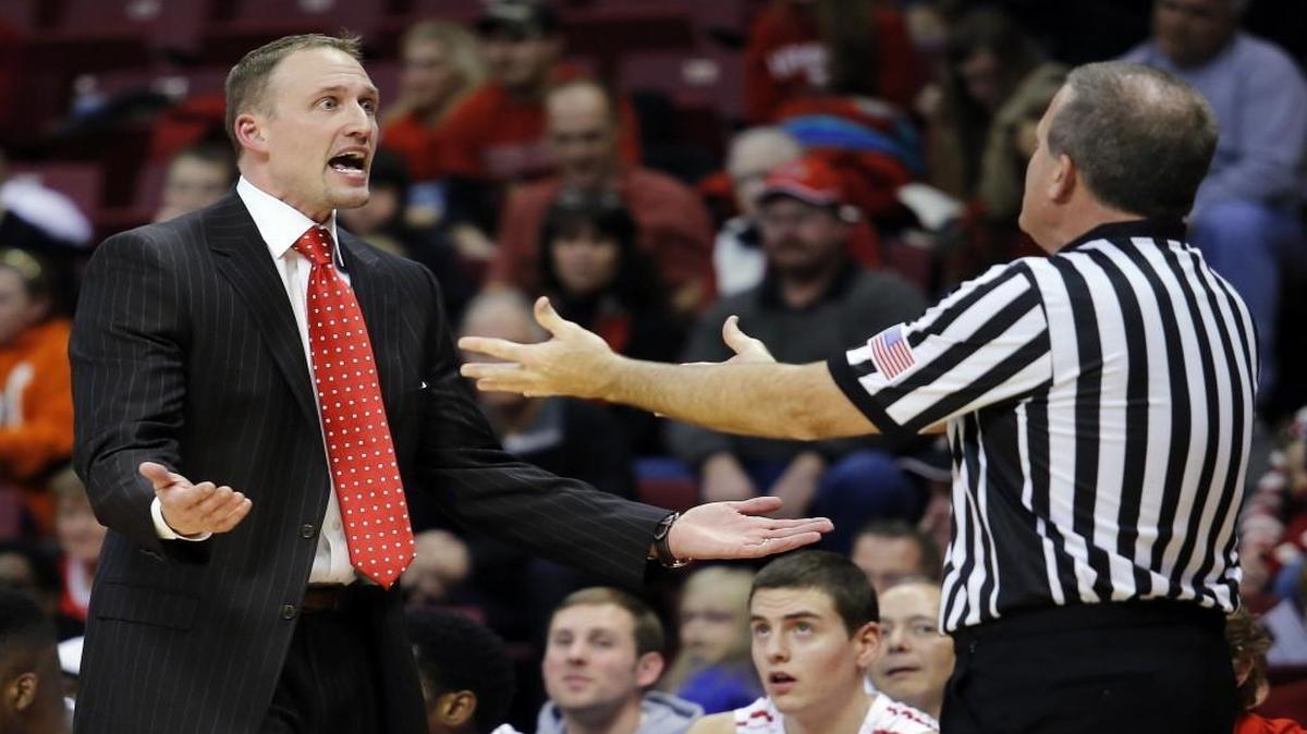 Illinois State coach Dan Muller, left, was named MVC Coach of the Year on Thursday in St. Louis.
