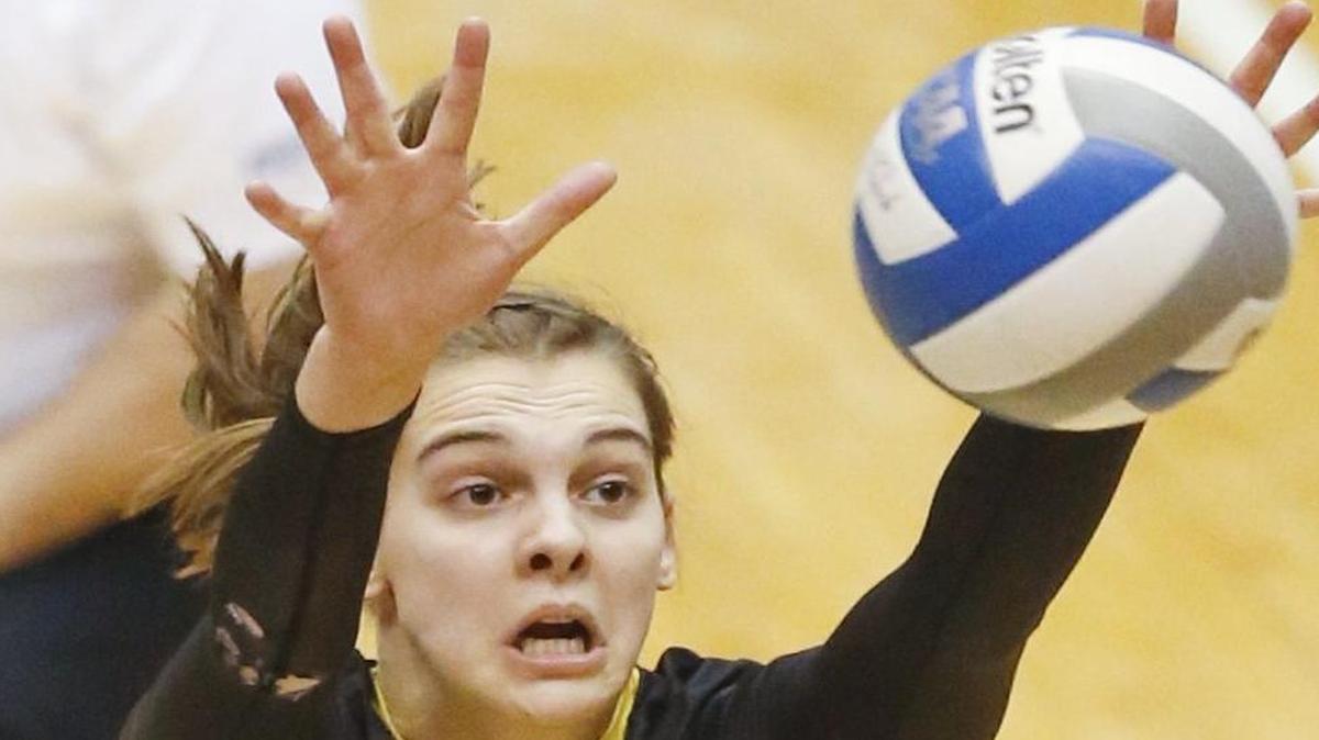 
Wichita State’s Mikaela Raudsepp blocks a shift against Illinois State at Koch Arena on Saturday night.
