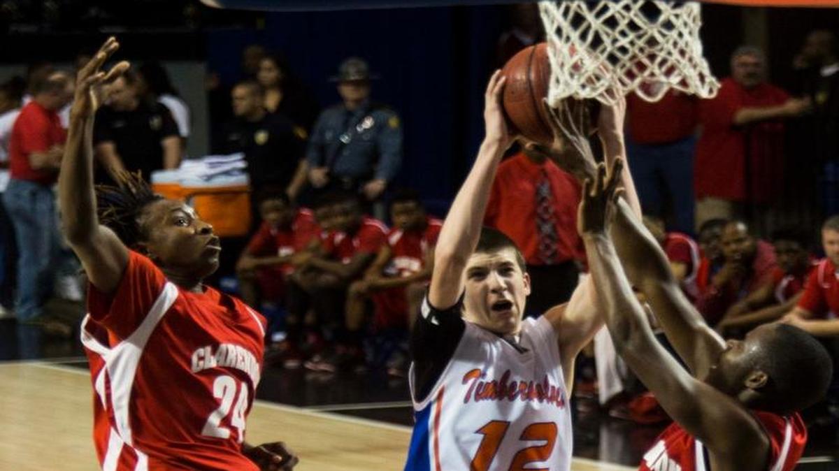 Cedar Ridge’s Austin Reaves (with ball) has given Wichita State a non-binding commitment.