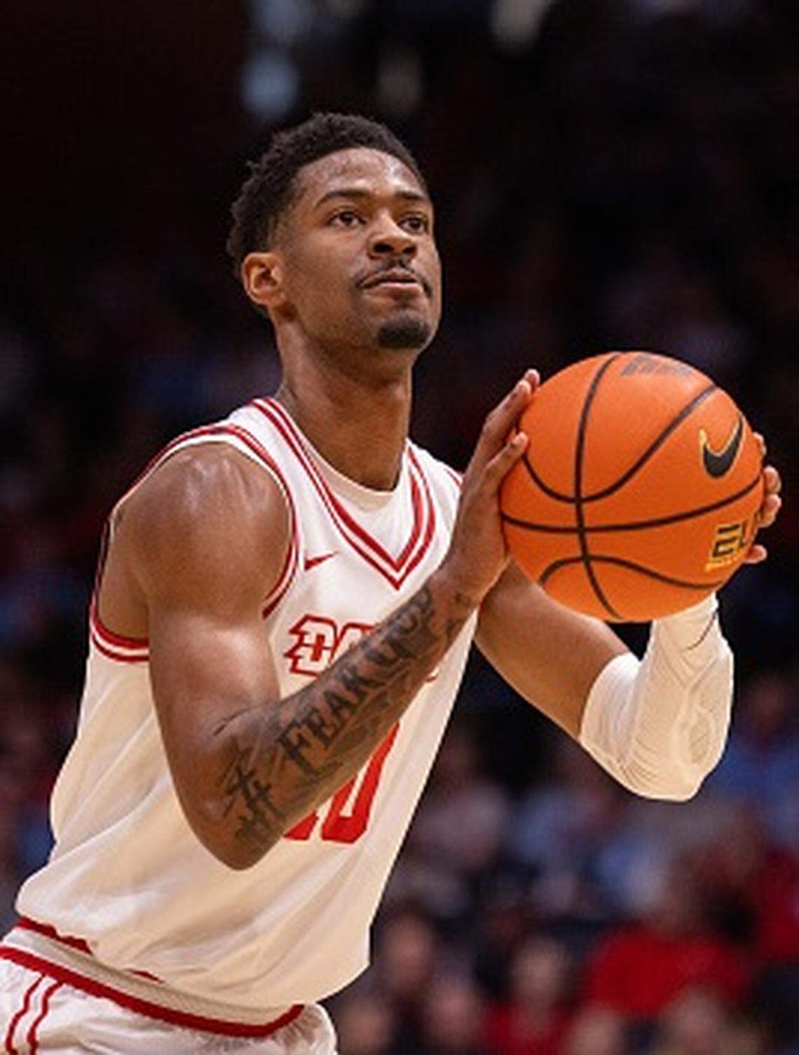 Bryce Heard, a 6-foot-6 wing, averaged 6.6 points this past season at Dayton. He has two years of eligibility remaining.