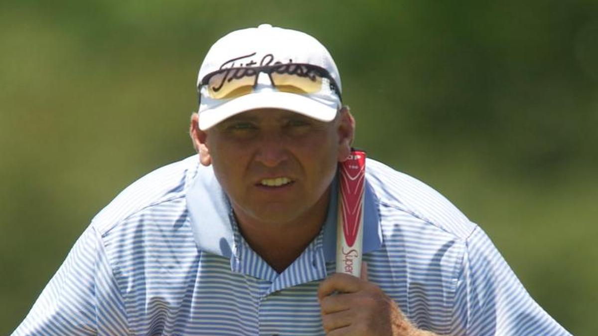 Scott Parel reads the green on No. 16 during the final round of the 2013 Air Capital Classic at Crestview Country Club.