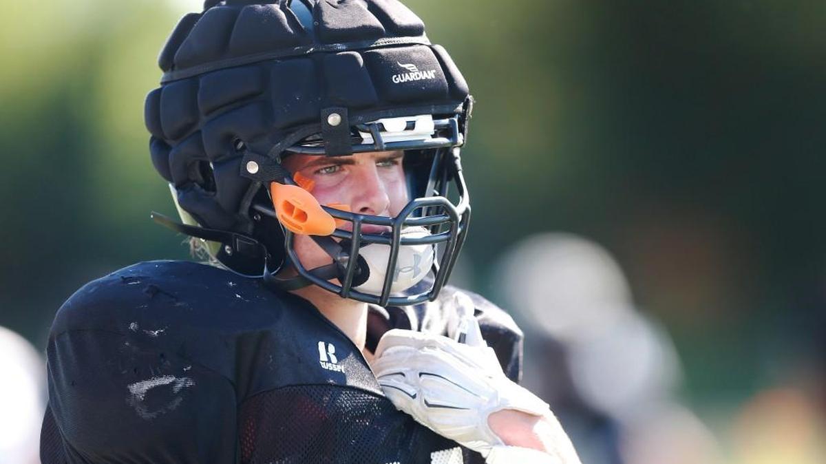 Augusta High linebacker Dallin Marlnee is a self-described film freak who likes breaking down football video.