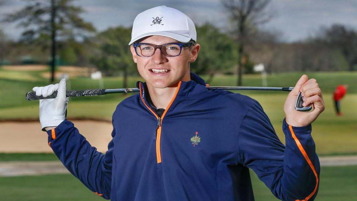 Zach Sokolowsky of Andover won the Class 5A golf regional at Auburn Hills on Monday.