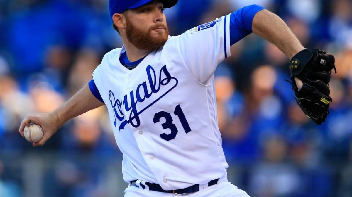 Kansas City’s Ian Kennedy allowed five hits over 6 2/3 innings of the Royals 7-0 win against Minnesota on Saturday night.