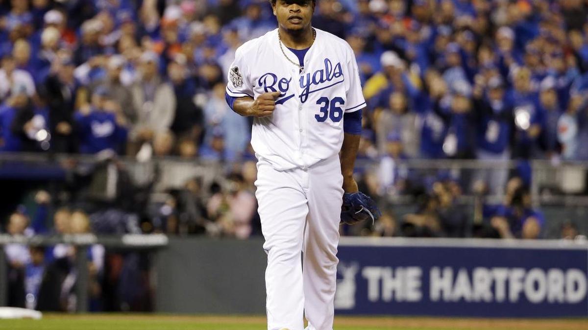 Royals pitcher Edinson Volquez reacts after getting the Mets’ David Wright out to end the third inning of Game 1 of the World Series on Tuesday in Kansas City, Mo.