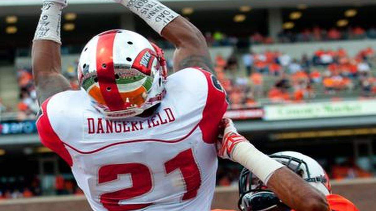 
Western Kentucky wide receiver Jared Dangerfield, who played at Fort Scott Community College, has 20 catches for 230 yards and three touchdowns.
