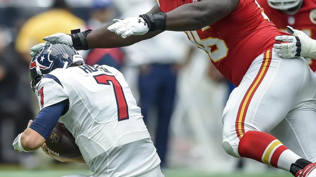
Kansas City Chiefs defensive tackle Jaye Howard (96) sacked Houston Texans quarterback Brian Hoyer (7) in the second quarter on September 13 at NRG Stadium in Houston. The Chiefs won 27-20.
