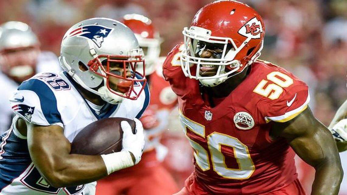 
Chiefs outside linebacker Justin Houston prepares to tackle Patriots running back James White during a game Sept. 29 at Arrowhead Stadium in Kansas City, Mo.
