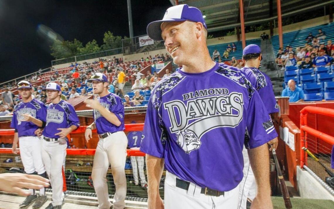 Diamond Dawgs in familiar position at NBC World Series