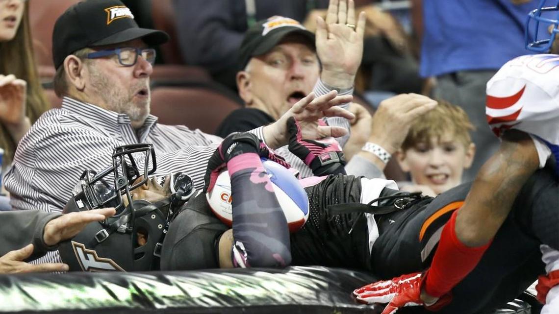 Defense, special teams help Force beat Chicago 52-42