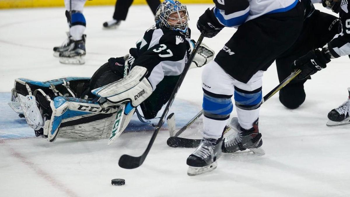 The Thunder's Travis Ewanyk shoots at the Utah goal in the first period earlier this season at Intrust Bank Arena.