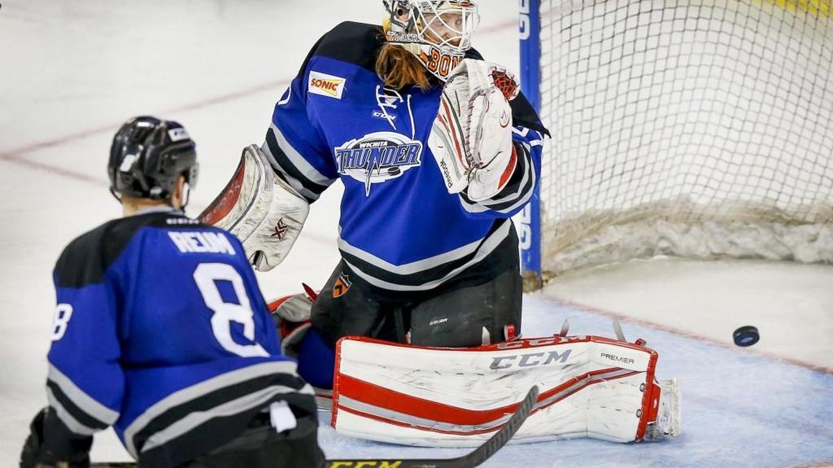 Thunder goalie Sean Bonar watches as the puck goes by for Tulsa's fourth goal in the second period at Intrust Bank Arena on Wednesday. (April 6, 2016)