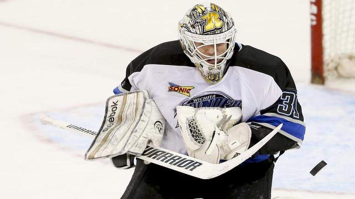
Thunder goalie Tim Boron blocks a shot by Tulsa in the second period at Intrust Bank Arena on Wednesday.
