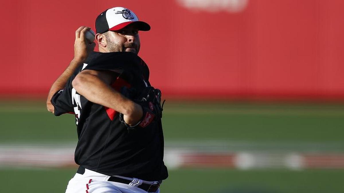 
Wingnuts starting pitcher Anthony Capa delivers a pitch against the Saltdogs on Saturday night. 
