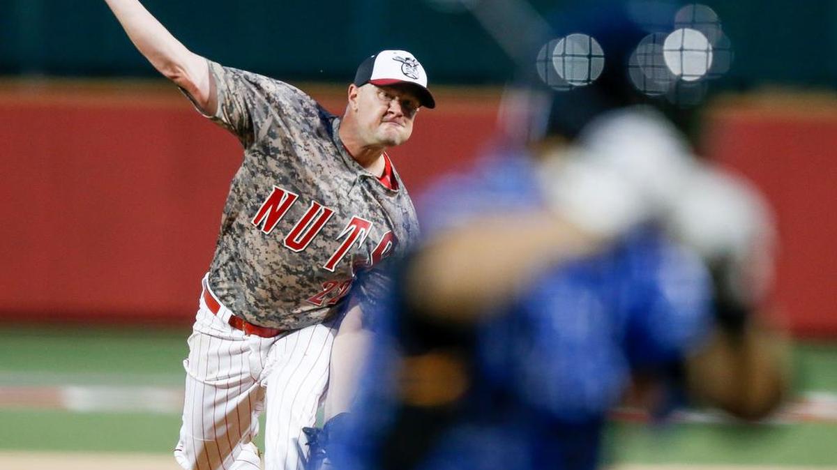
The Wingnuts’ Jon Link pitches against Sioux Falls on July 21.
