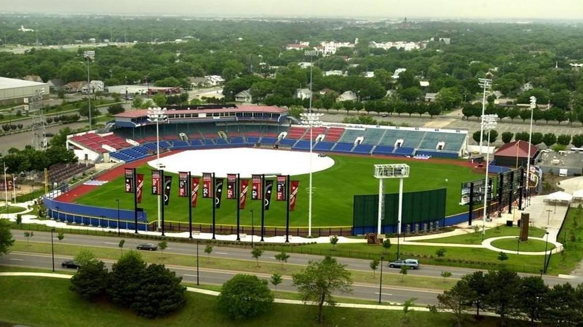 Wingnuts sweep RailCats, await championship series assignment