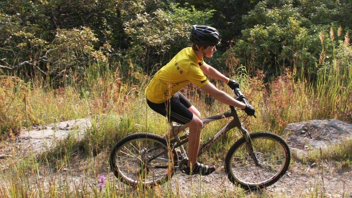 
Saturday the Kansas Singletrack Society is offering an educational workshop for youth 18 and under at Miller’s Meadow, one of five trails the group maintains in south-central Kansas.
