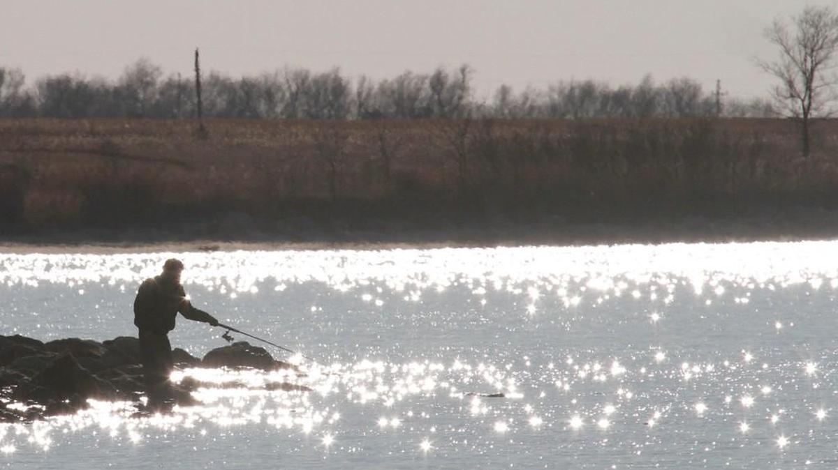 Marion Reservoir may have the best wiper fishing in Kansas, though fish won’t be large. The crappie population is good, too.