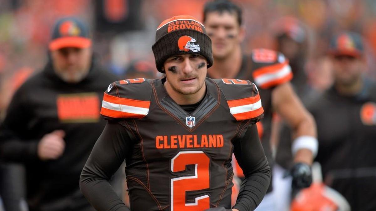 Johnny Manziel walks off the field at halftime against Cincinnati last season. Reports have said the Browns will release him next month and his agent has cut ties to the second-year quarterback.