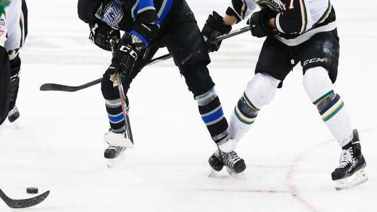 
Wichita’s Nikita Kashirsky, left, tries to shoot against Quad City in the first period last month at Intrust Bank Arena.
