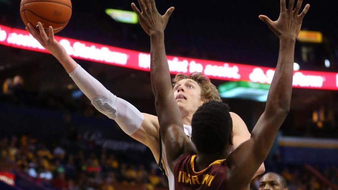 Bob Lutz: Ron Baker helps Wichita State avert a season-changing loss (+video)